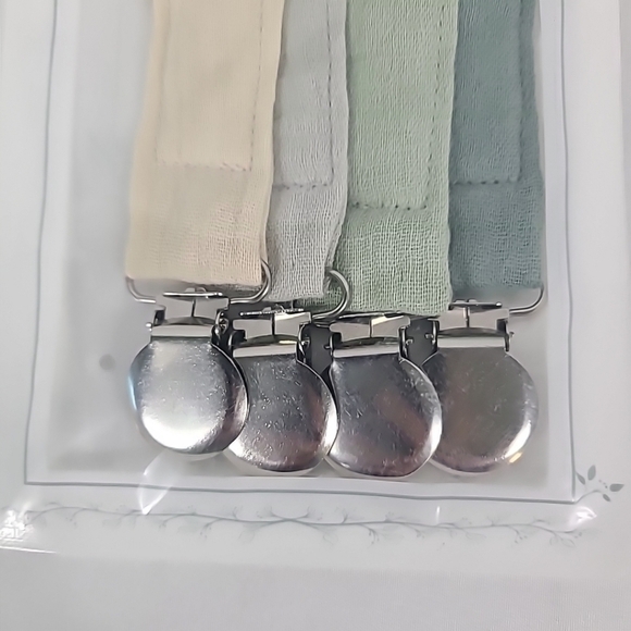 NEW Pacifier Clip Cotton Neutral Colors Set of 8 - Picture 3 of 4